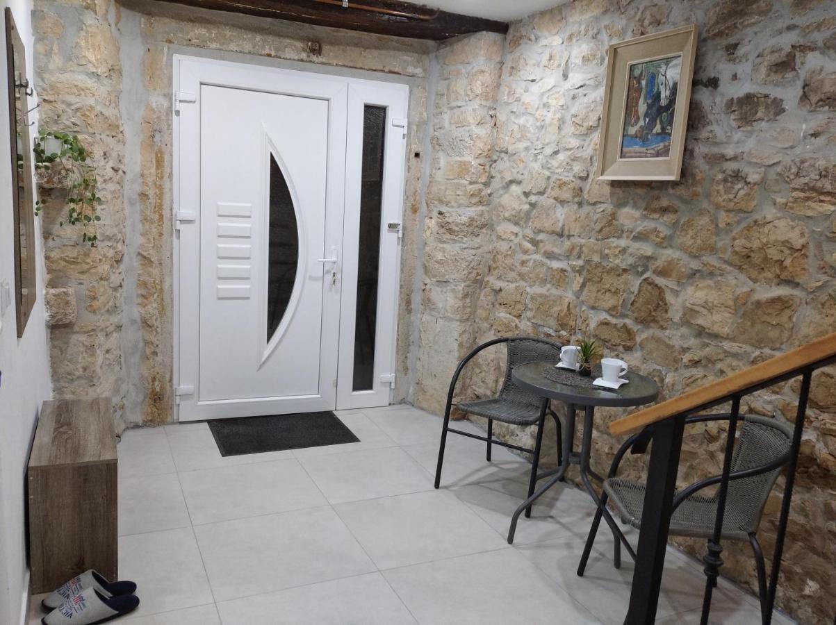 Apartman Lari Vizinada Экстерьер фото